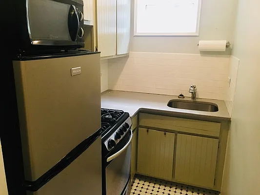 Rented by Corcoran | media 17