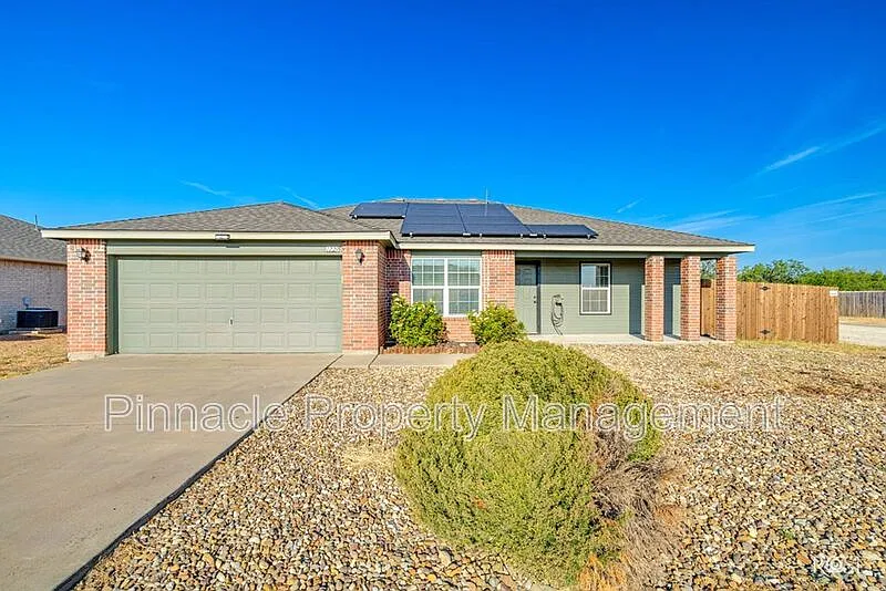 1229 Elmo Ln