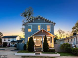 606 S Barton St, Arlington, VA 22204