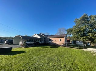 614 Johnson Ave, Belington, WV 26250