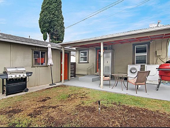 3rd image of 3465 Orange Ave