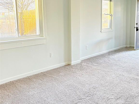 5th image of 128 Henry Ruff Rd