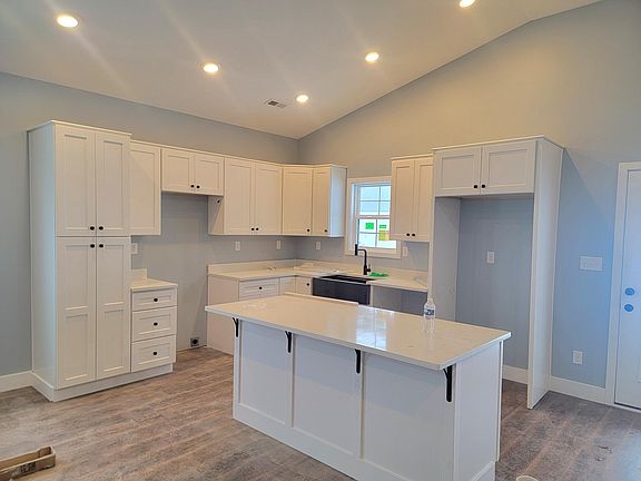 4th image of 181 Watercrest Way