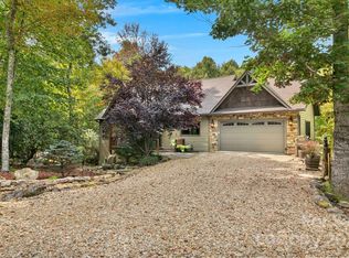 111 Isuhdavga Ct, Brevard, NC 28712