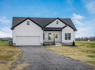 1318 Willis McGinnis Rd, Smithville, TN 37166
