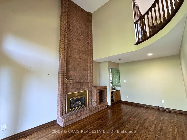 1426 Highbush Trl — Photo 13