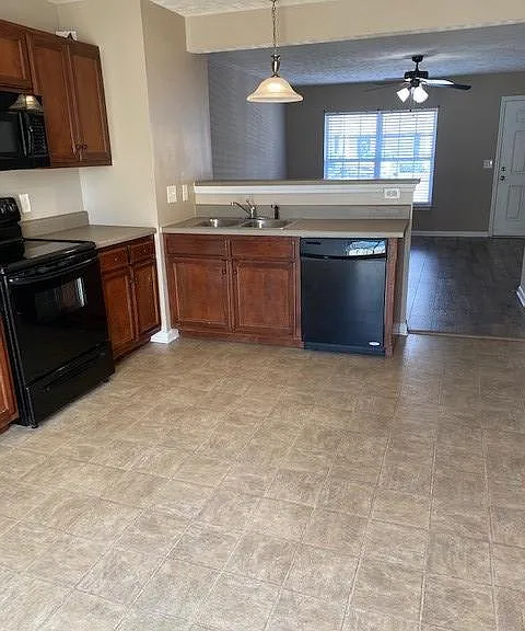 2961 S Rutherford Blvd #D3 — Photo 8