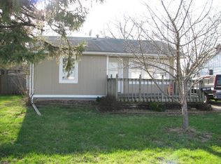 608 S 8th St, Adel, IA 50003