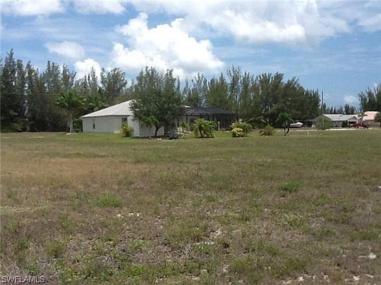5th image of 1700 NW 38th Ave
