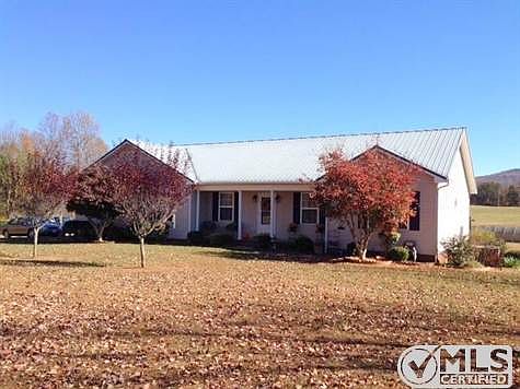 2nd image of 453 Helens Ln