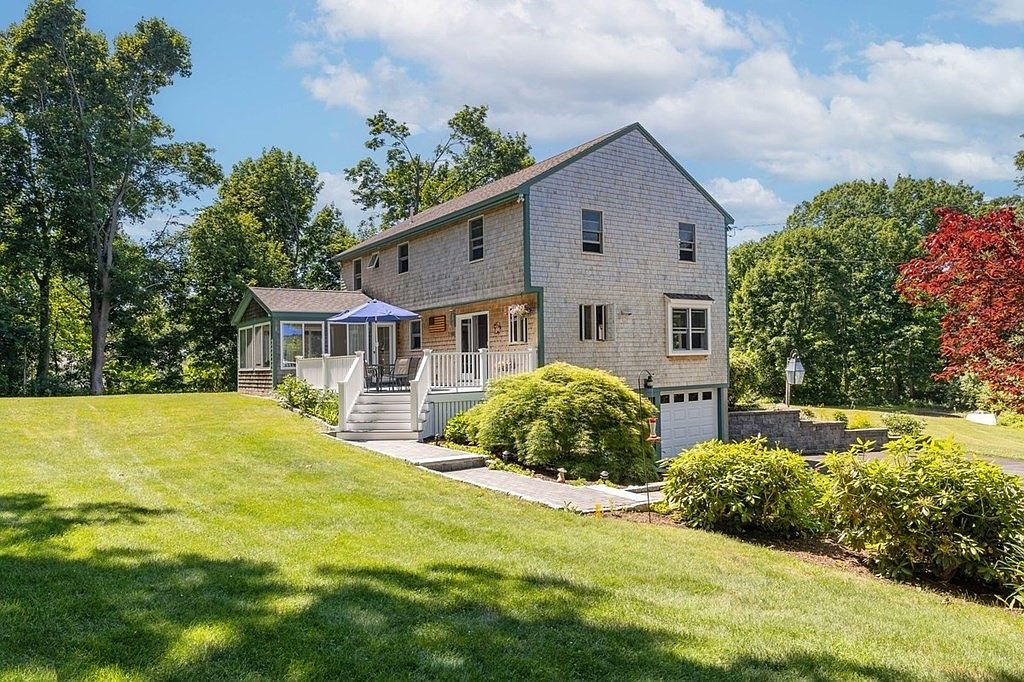 14 Grove Ave, Hingham, MA 02043 Zillow