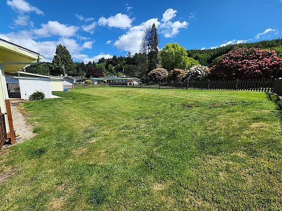 4th image of 3030 Morris Pl