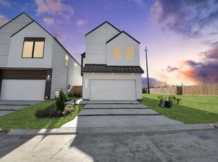 2104 Diagonal Ln, Houston, TX 77051