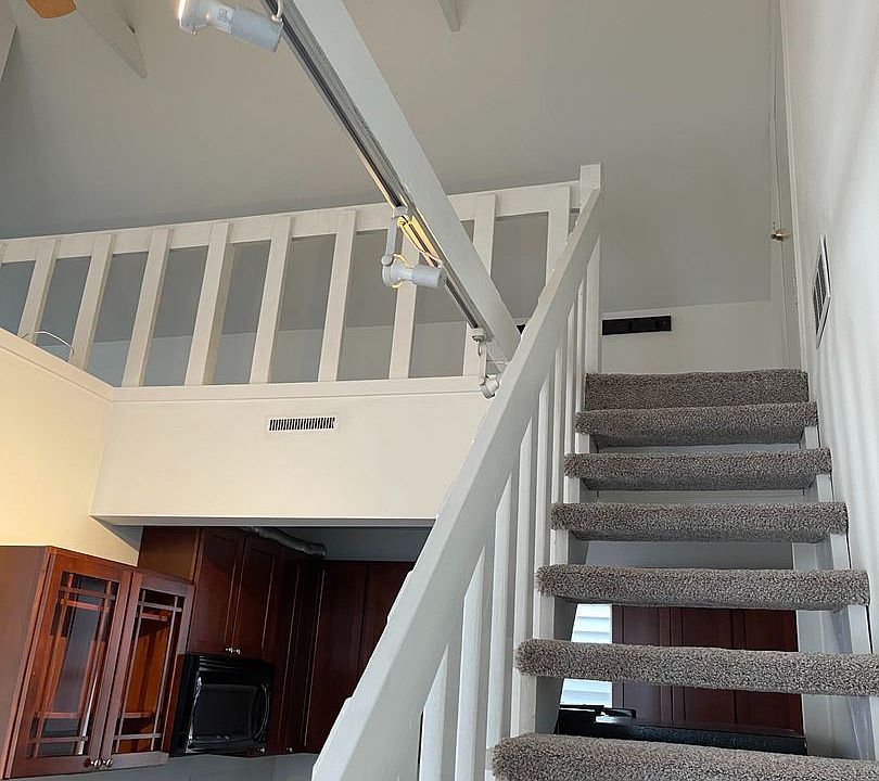1st image of 2306 N Hoyne Ave #9500392