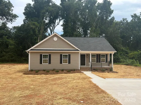 13 Church St, York, SC 29745