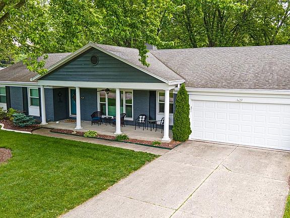 2nd image of 928 Oakdale Dr