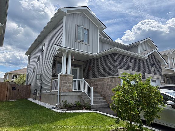 2nd image of 120 Hazlett St