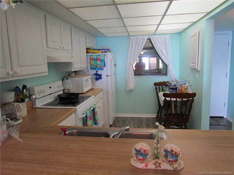 9400 S Ocean Dr #504B — Photo 10