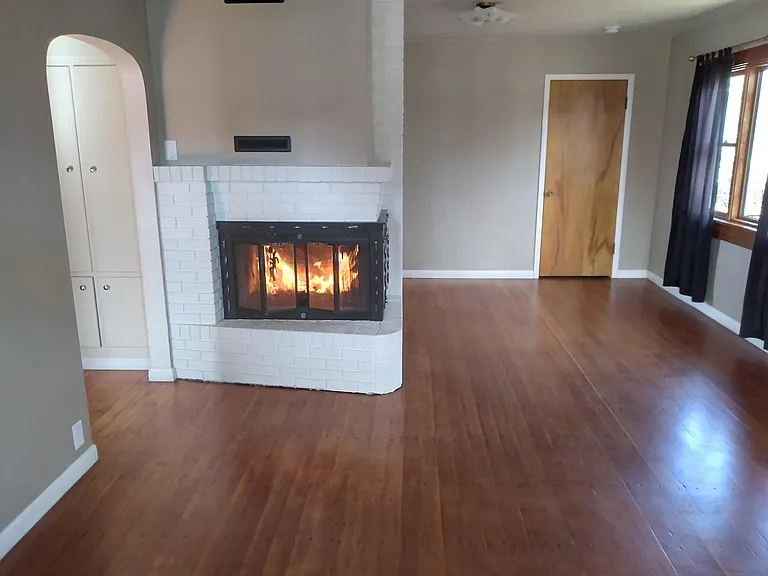 946 S 5th St W — Photo 7