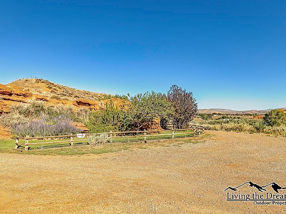 5th image of 30 Nielsen Trail