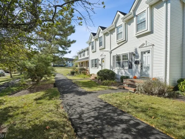 2104 Jamestown Cmn, Hillsborough Twp., NJ 08844