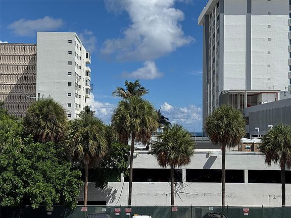 3rd image of 336 N Birch Road #3E