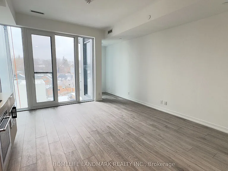 2020 Bathurst St #720 — Photo 2