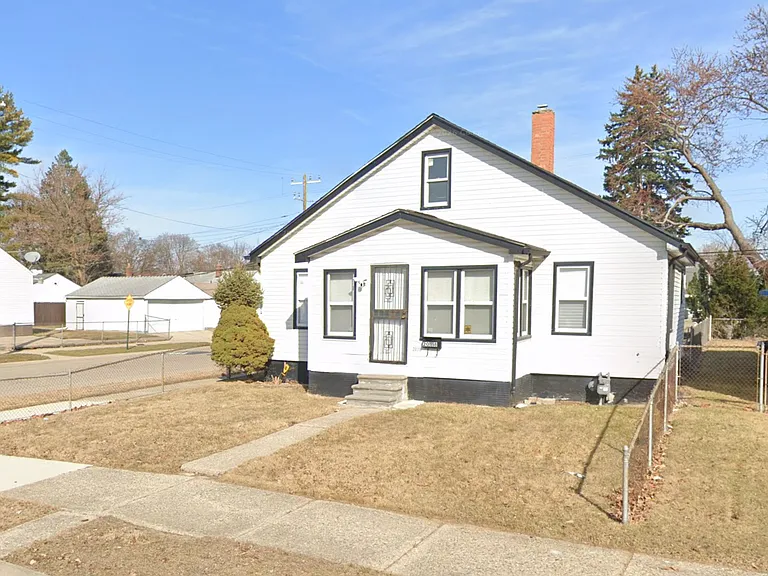 20118 Moenart St: Front View