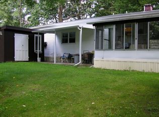 37 Trout Brook Dr, Nashua, NH 03062
