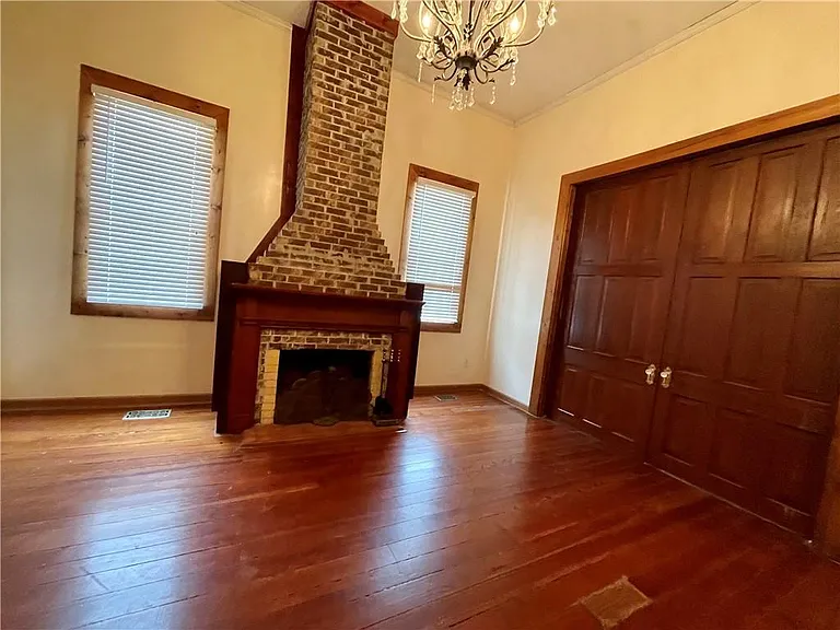 222 S Dearborn St — Photo 6
