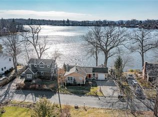 61 Ball Pond Rd E, New Fairfield, CT 06812