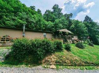 3375 Honey Camp Rd, Clintwood, VA 24228