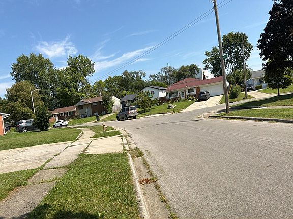 5th image of 2447 Maybury Rd