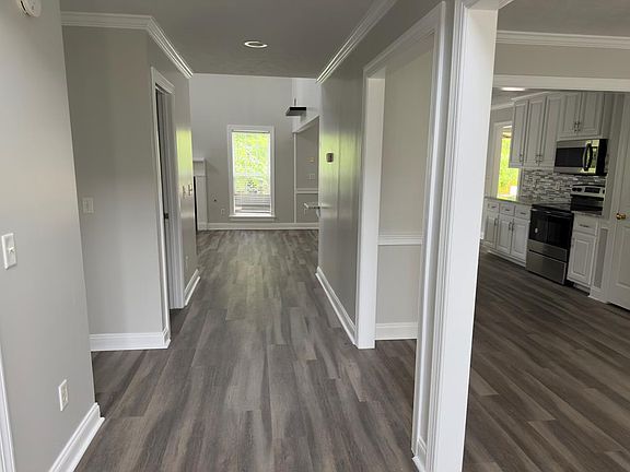 3rd image of 8016 Glen Valley Dr