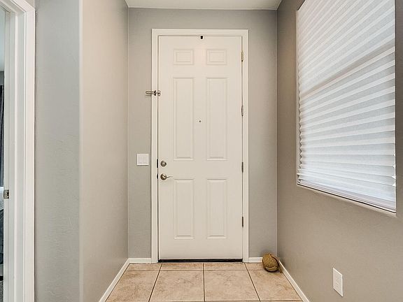 5th image of 2245 W Tangor Pl