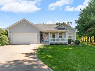 1402 Sam Den Cir, Cameron, MO 64429