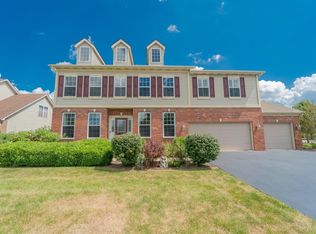 1597 Hearthstone Ct, Dyer, IN 46311