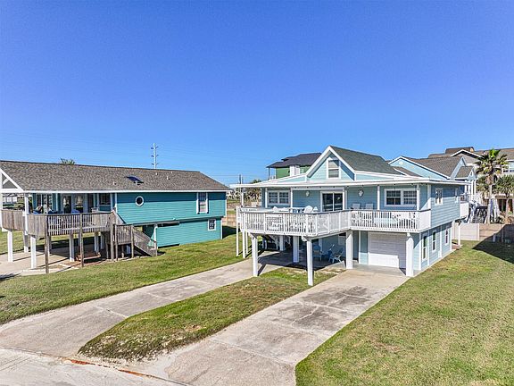 5th image of 16904 Beachcomber Dr