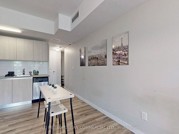 4th image of 335 College St #106