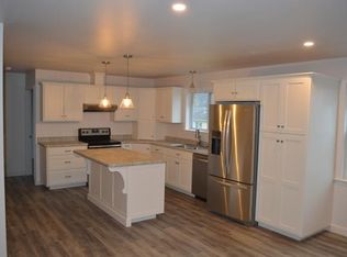 45 Jonathan Dr, Mount Pleasant Mills, PA 17853