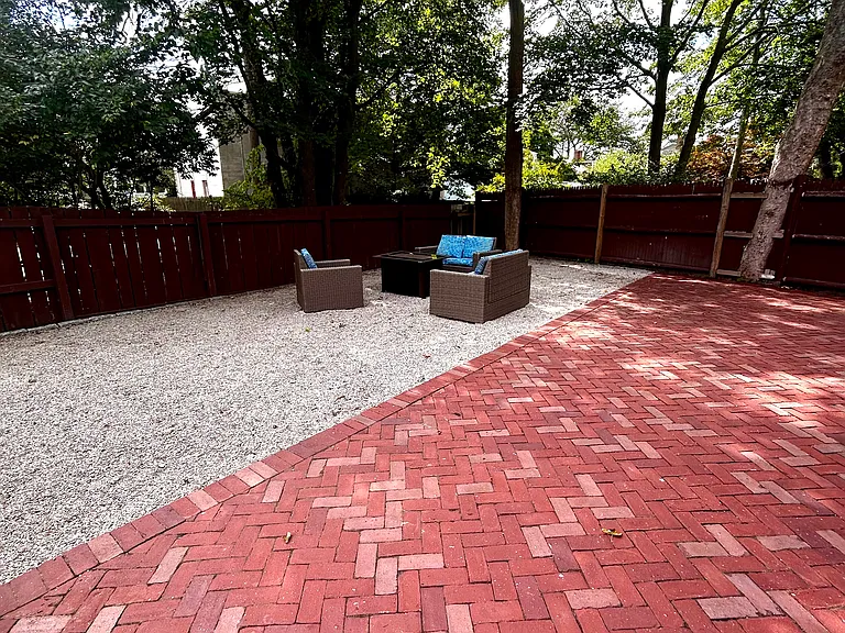 8 Cross St #2 — Photo 3