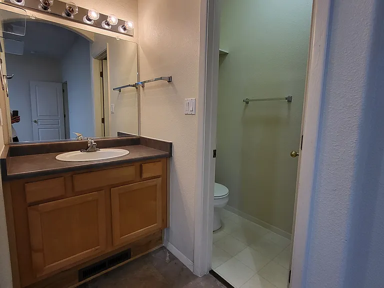 4211 Pitt St NE — Photo 15