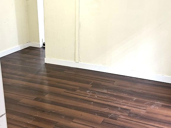 3rd image of 1605 Martin Ave #1605