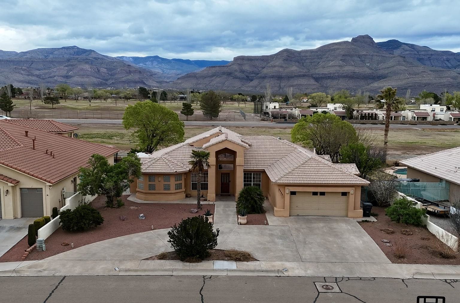 2533 Tres Lagos, Alamogordo, NM 88310 Zillow