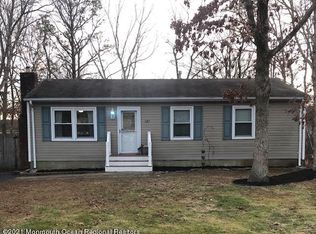 1187 Steamer Ave, Manahawkin, NJ 08050