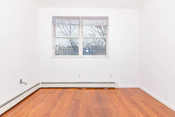 Rented by MySpaceNYC | media 8