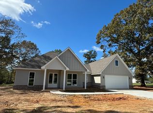 34 Harmony Dr E, Carriere, MS 39426