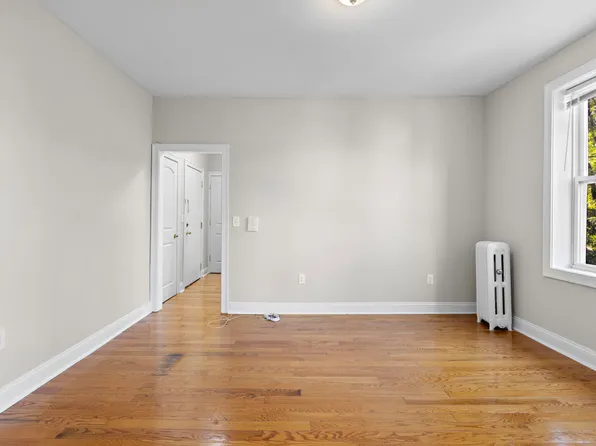 304 50th Street image 6 of 9