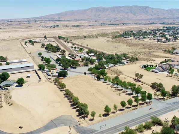 9983 Choiceana Ave, Hesperia, CA 92345
