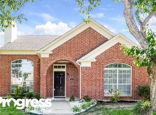 1614 Chapman St, Cedar Hill, TX 75104